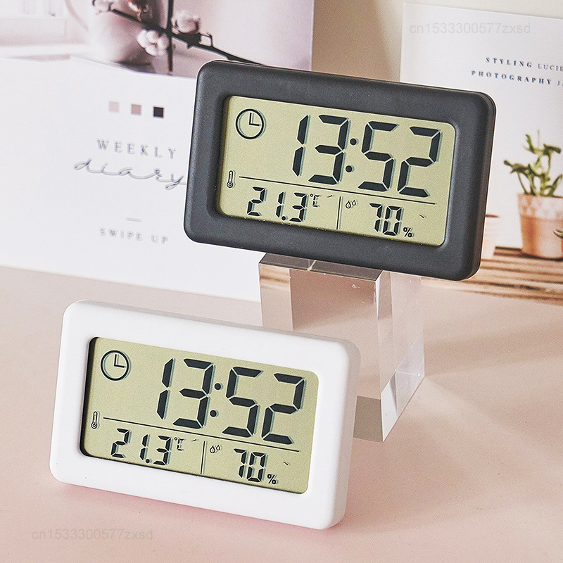 ساعة رقمية بسيطة مع مقياس درجة - مراجعة Digital Alarm Clock وسعره