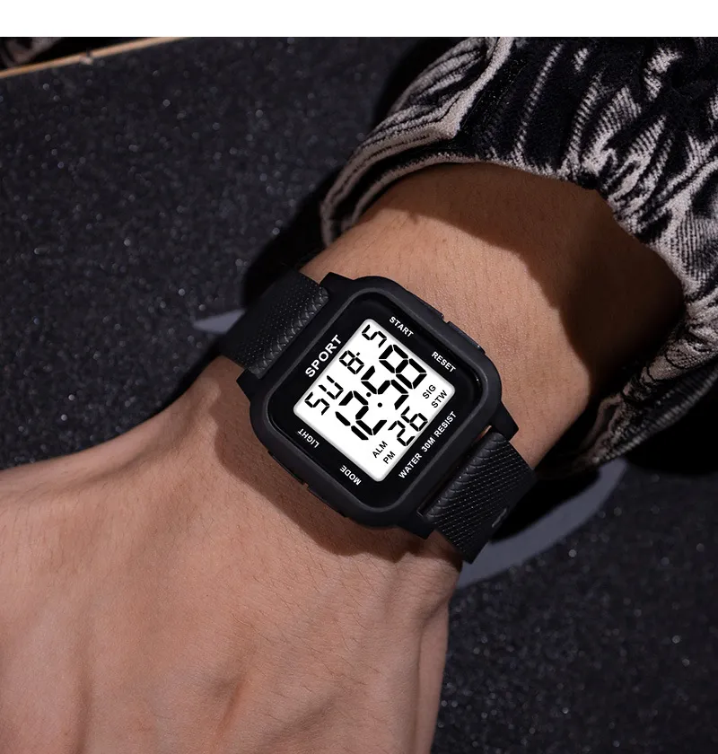 ساعة رياضية سوداء للرجال، ساعة - مراجعة Digital Alarm Clock وسعره